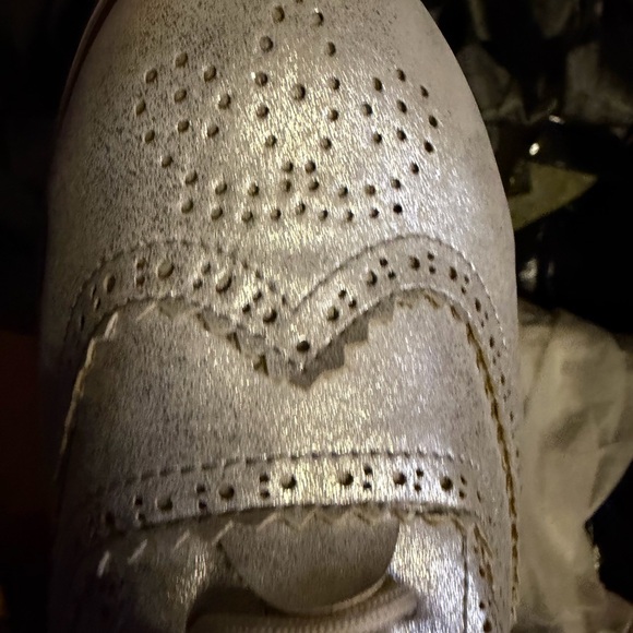 TRENDER Shoes - Chic Silver Women's Loafers